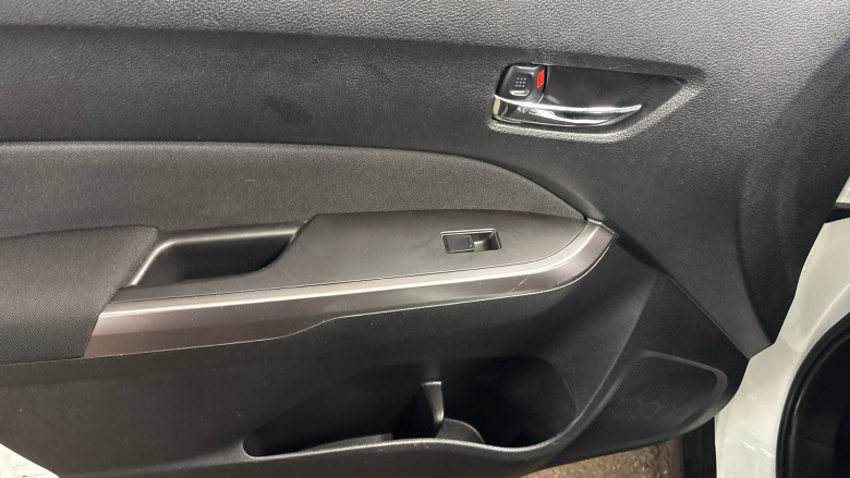 Suzuki Vitara 1.4 Boosterjet 48V Hybrid SZ4 5dr Petrol Estate